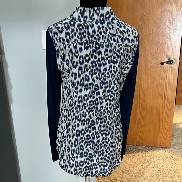 Tracy Reese Blue Leopard Print Long Sleeve Button Up Blouse w/Solid Knit Sleeves - Picture 3 of 6